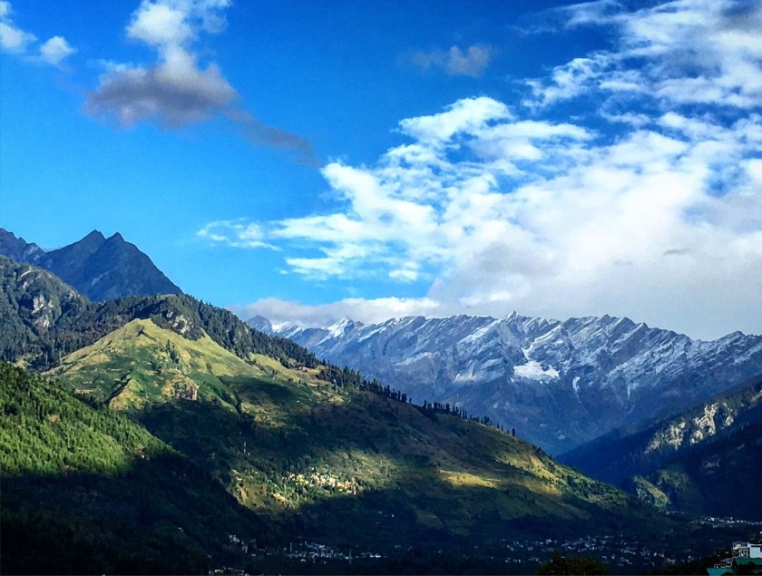 best things to do in Manali in winter gulaba